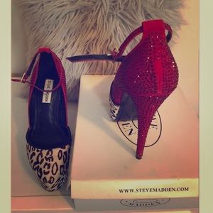 Ladies Steve Madden Heels
